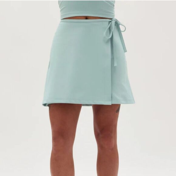 Girlfriend Collective Weekend Wrap Skort - Picture 1 of 11